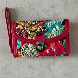 Ver Bradley Vibrant Multicolor Quilted Women's Clutch